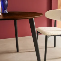 Ronde eettafel met houteffect en zwarte metalen poten voor 4 personen