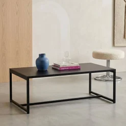 Salontafel van zwart metaal