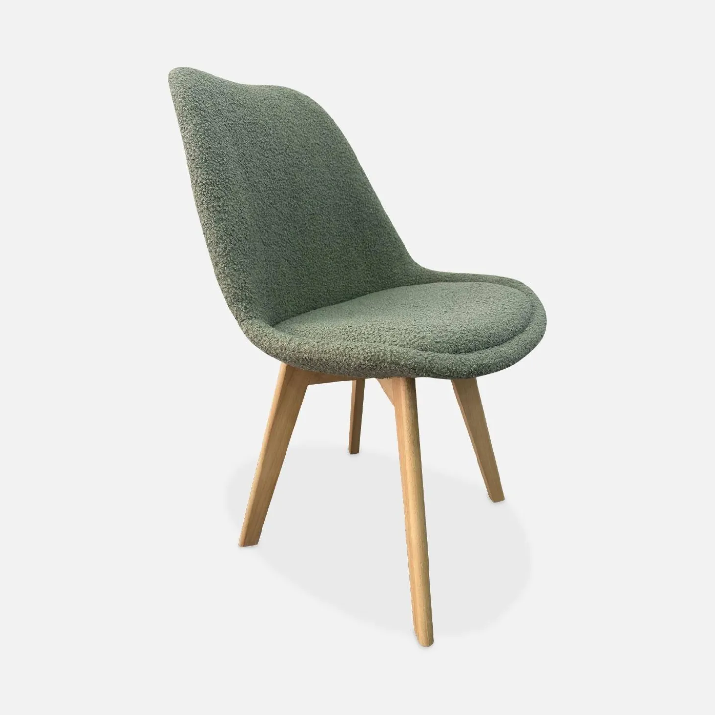 Scandinavische boucléstoel met houten poten (set van 4)
