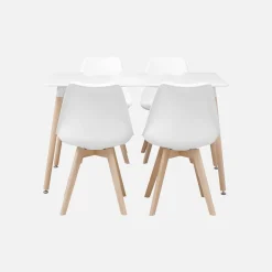 Scandinavische eettafel met houten poten en 4 stoelen