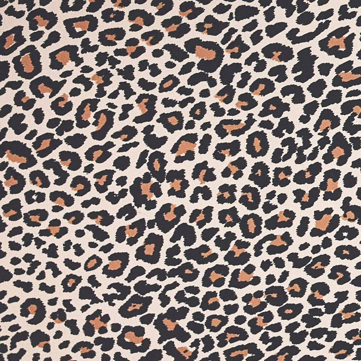 Scandinavische fauteuil van hout en luipaardprint