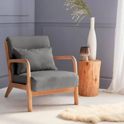 Scandinavische fauteuil van hout en stof