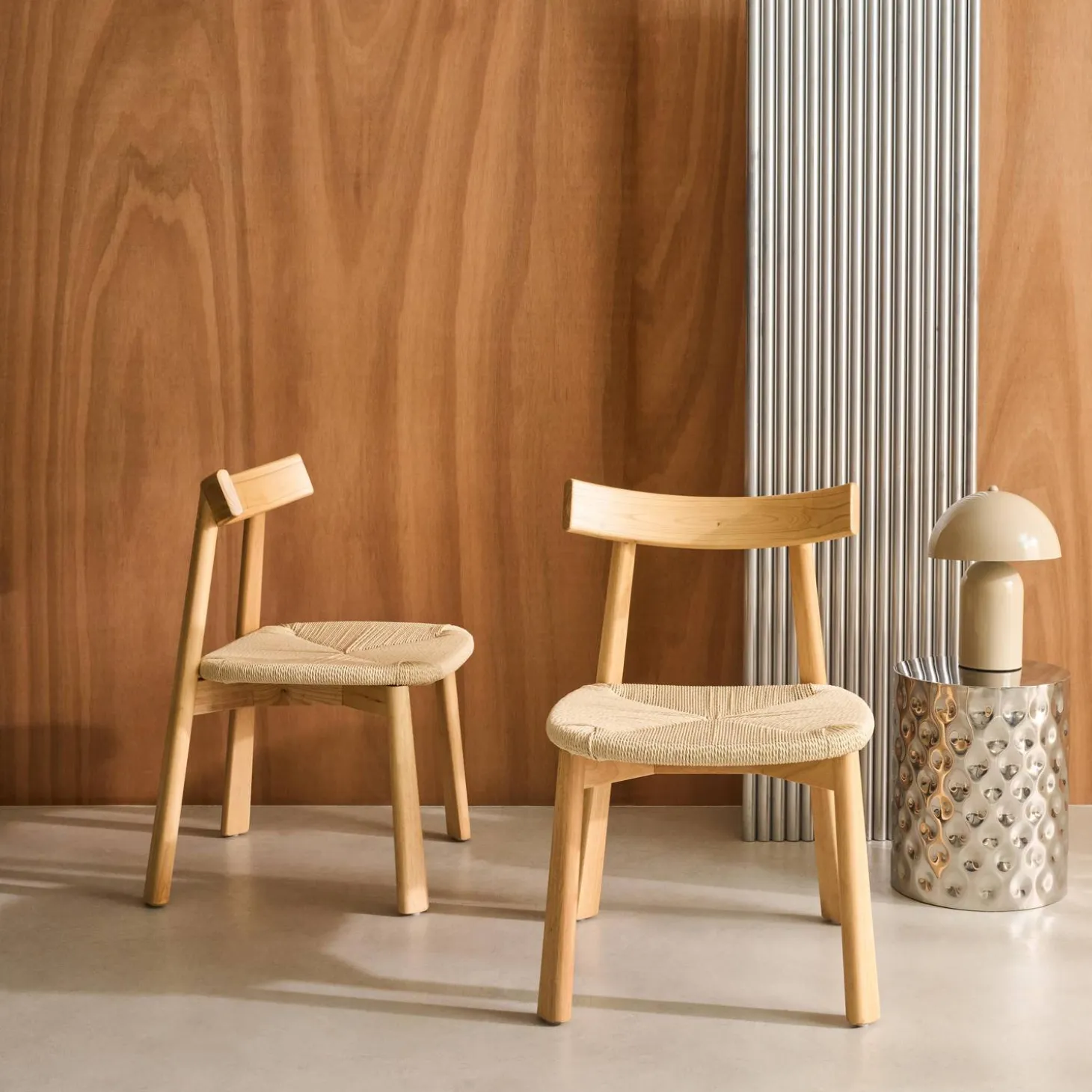 Scandinavische stoelen van rubberhout met zitting van touw (set van 2)