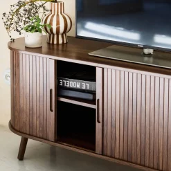 Scandinavisch TV-meubel met 2 gegroefde schuifdeuren met houteffect, 120cm