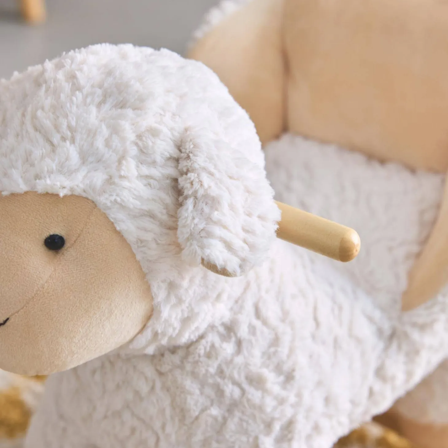 Schommelstoel schaap voor kinderen