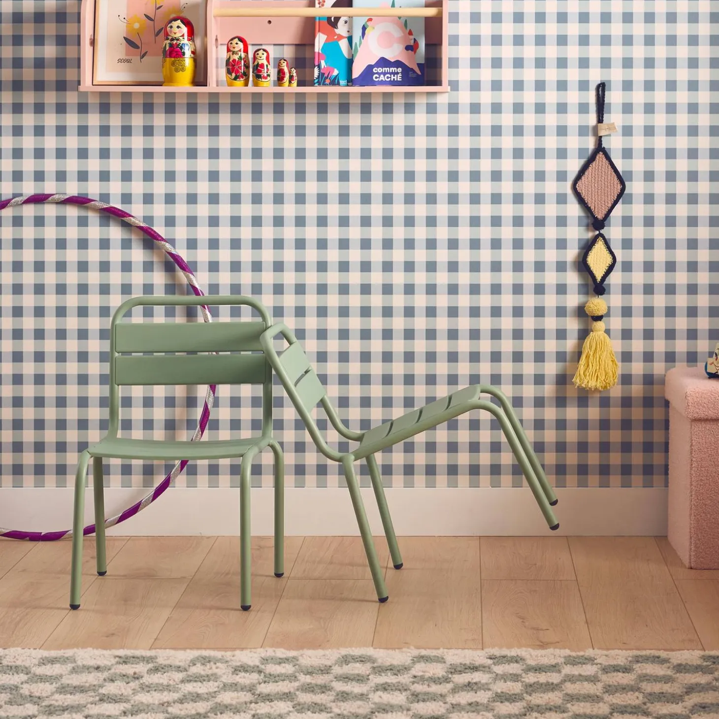 Set van 2 metalen kinderstoelen