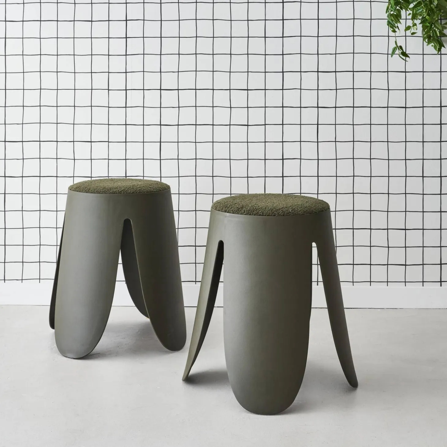 Set van 2 stapelkrukken, Ø30 / 44 x H46cm
