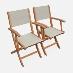 Set van twee houten armstoelen