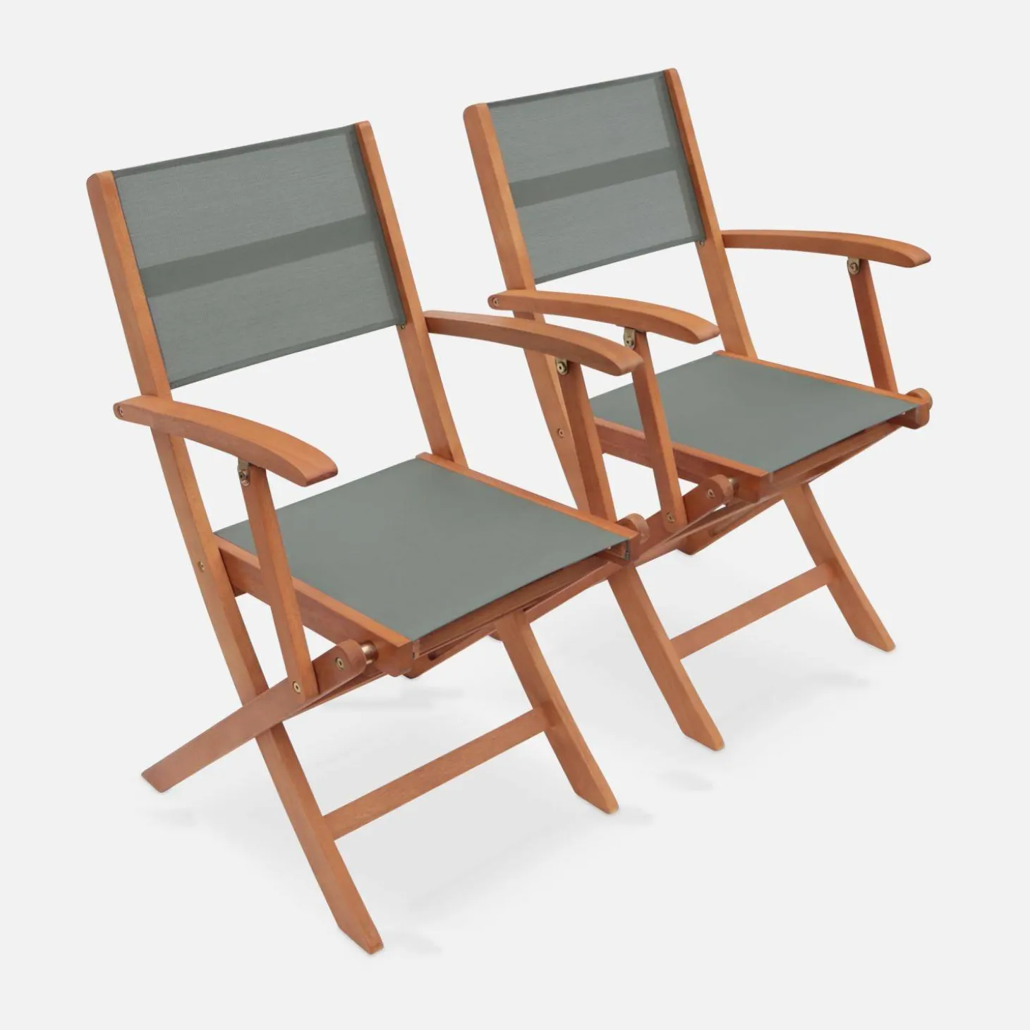 Set van twee houten armstoelen