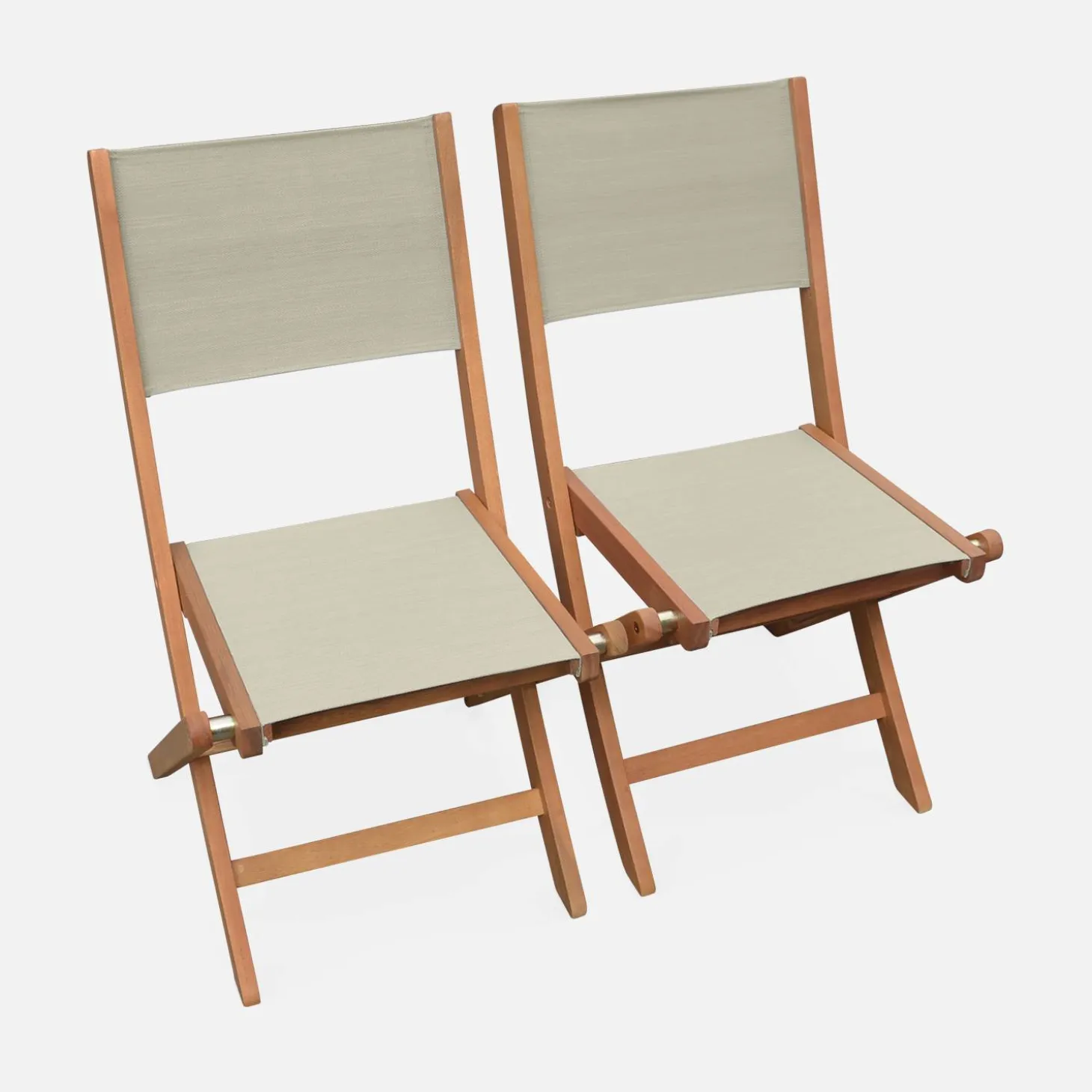 Set van twee houten klapstoelen