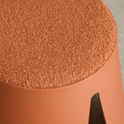 Stapelbare kinderkrukjes met textuur bouclé (set van 2)