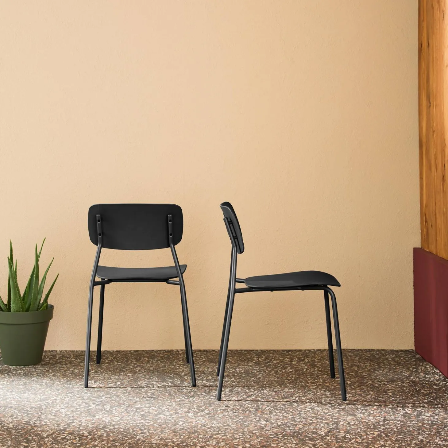 Stapelbare tuinstoelen van staal en kunststof (set van 2)