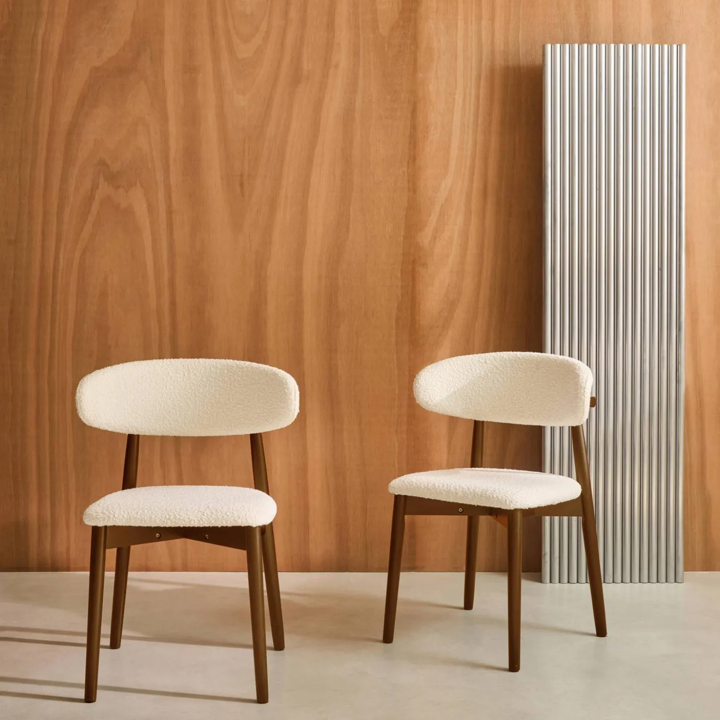 Stoelen rubberhout en bouclé bekleding (set van 2)