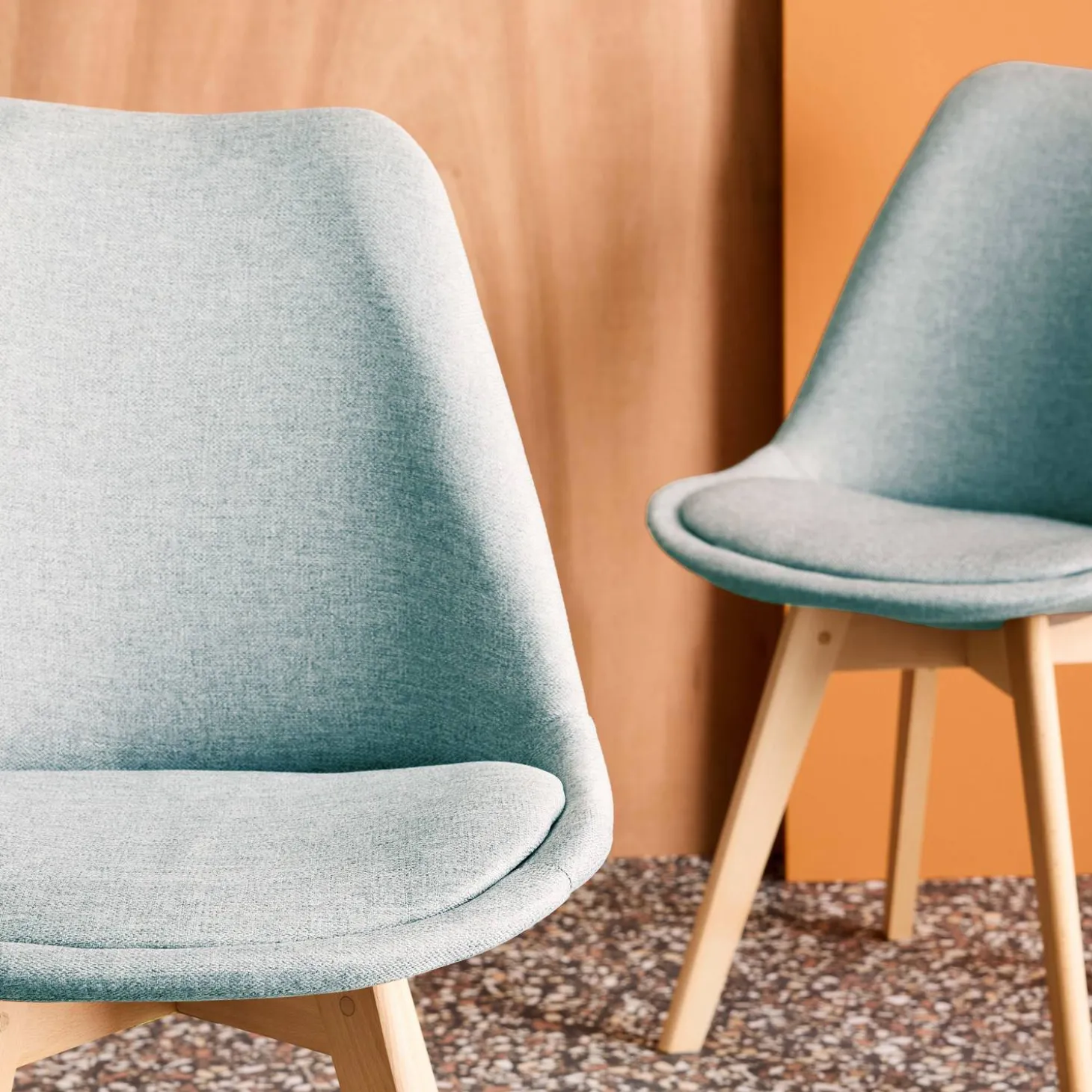Stoffen Scandinavische stoelen met beukenhouten poten (set van 4)