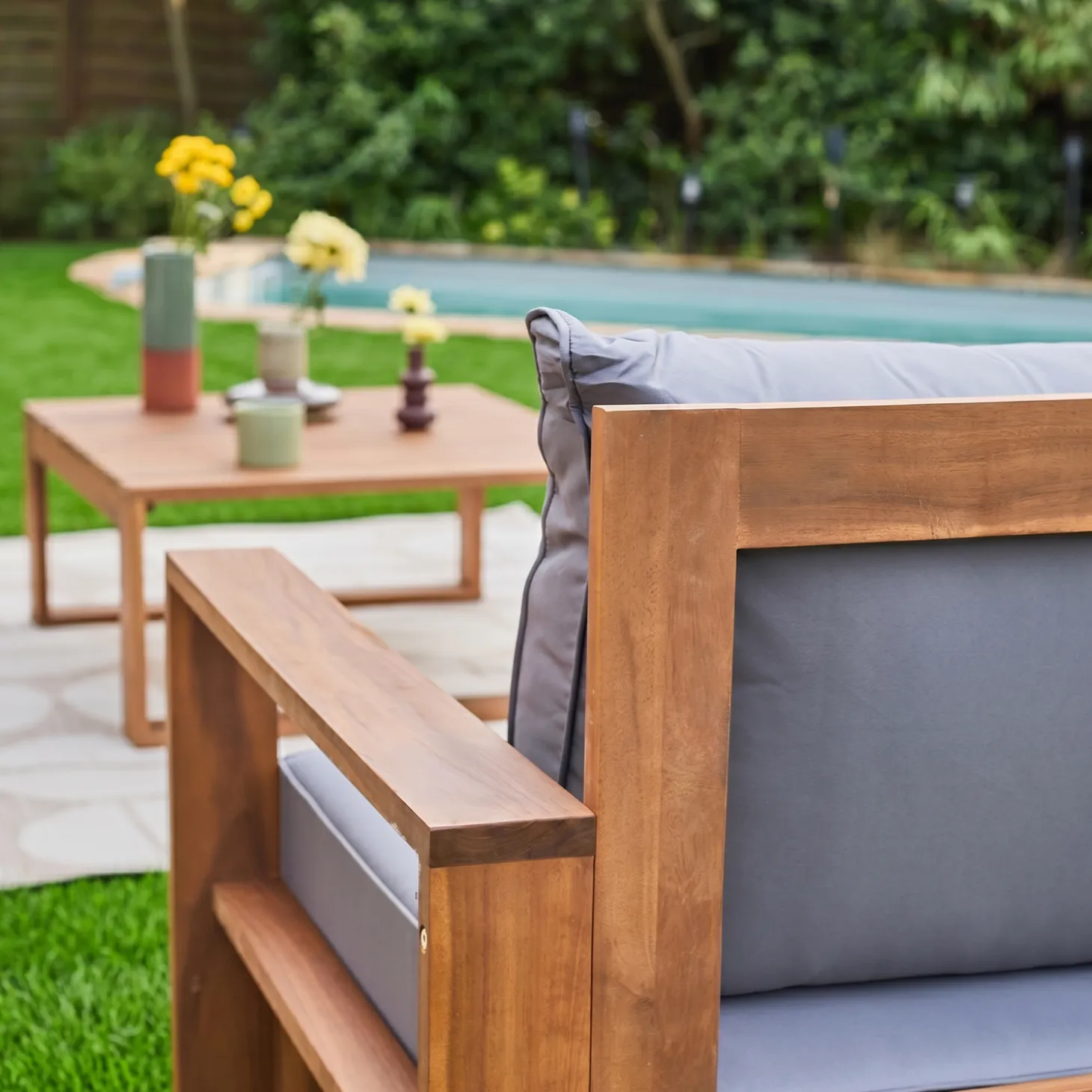 Tuinset van hout voor 5 personen