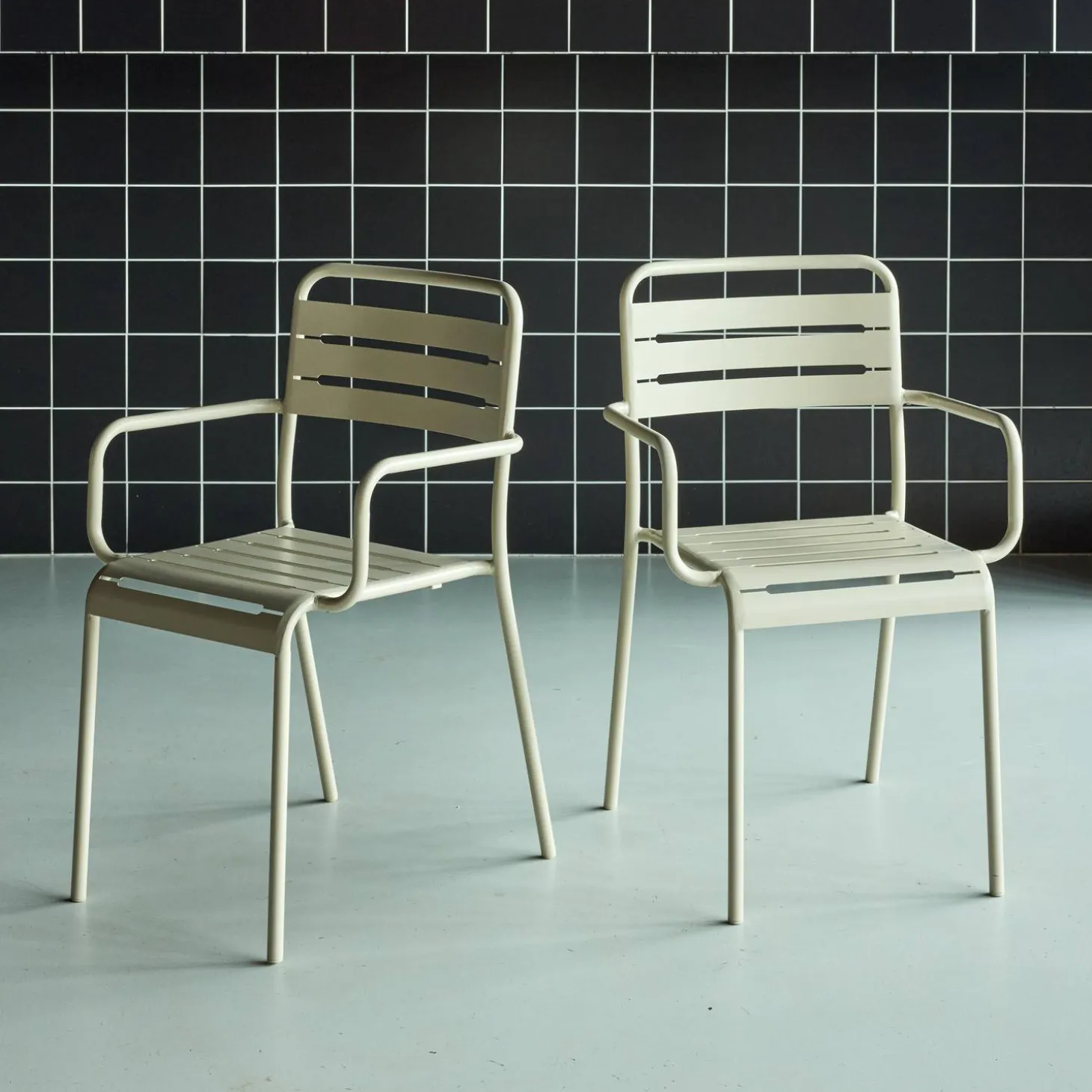 Tuinstoelen metaal met armleuning (set van 2)