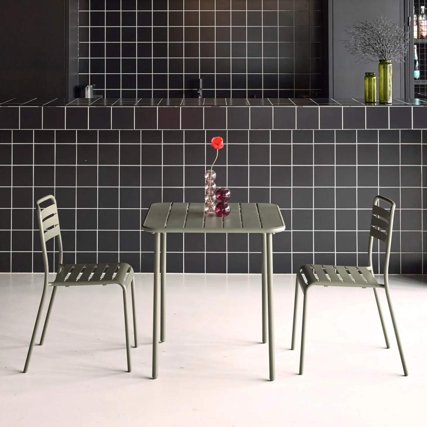 Tuintafel met 2 stoelen