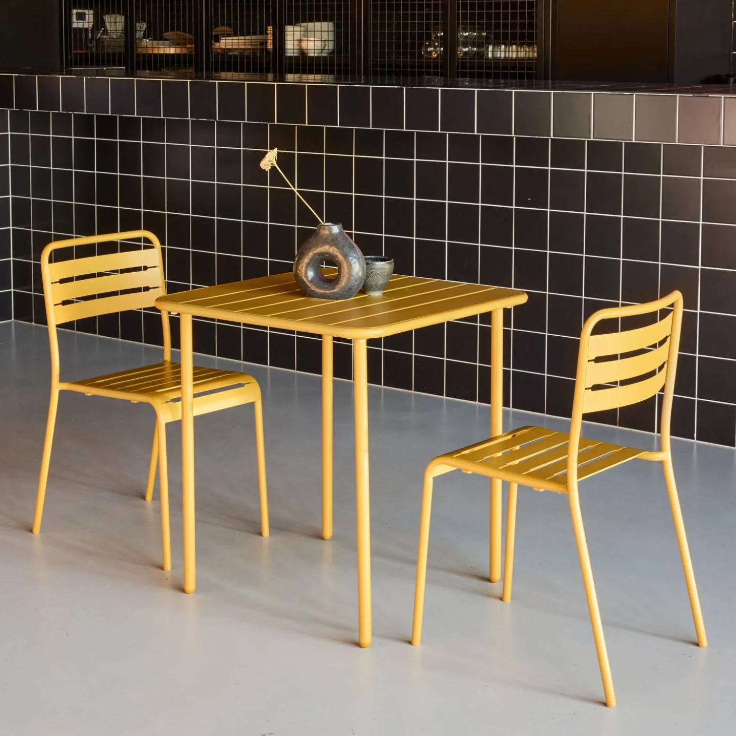 Tuintafel met 2 stoelen