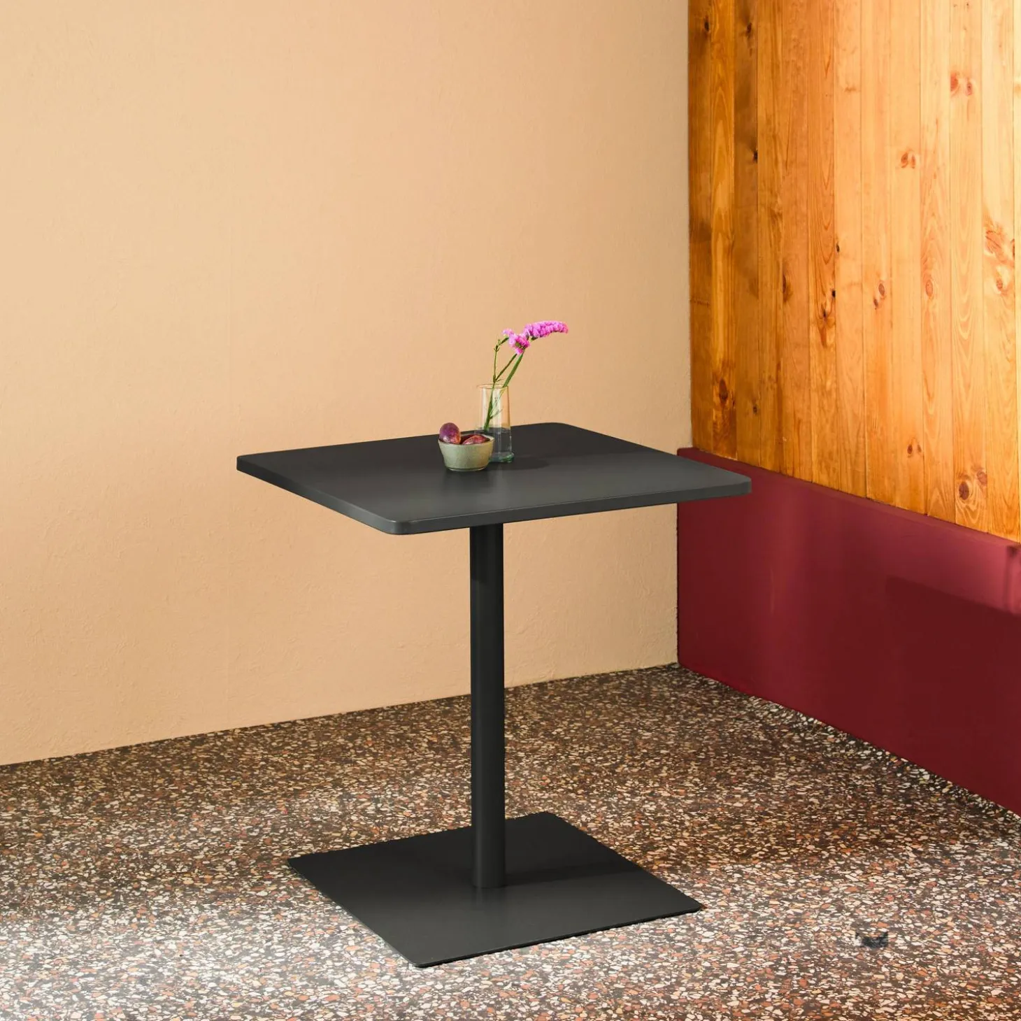 Tuintafel 2-persoons vierkant bistro van staal