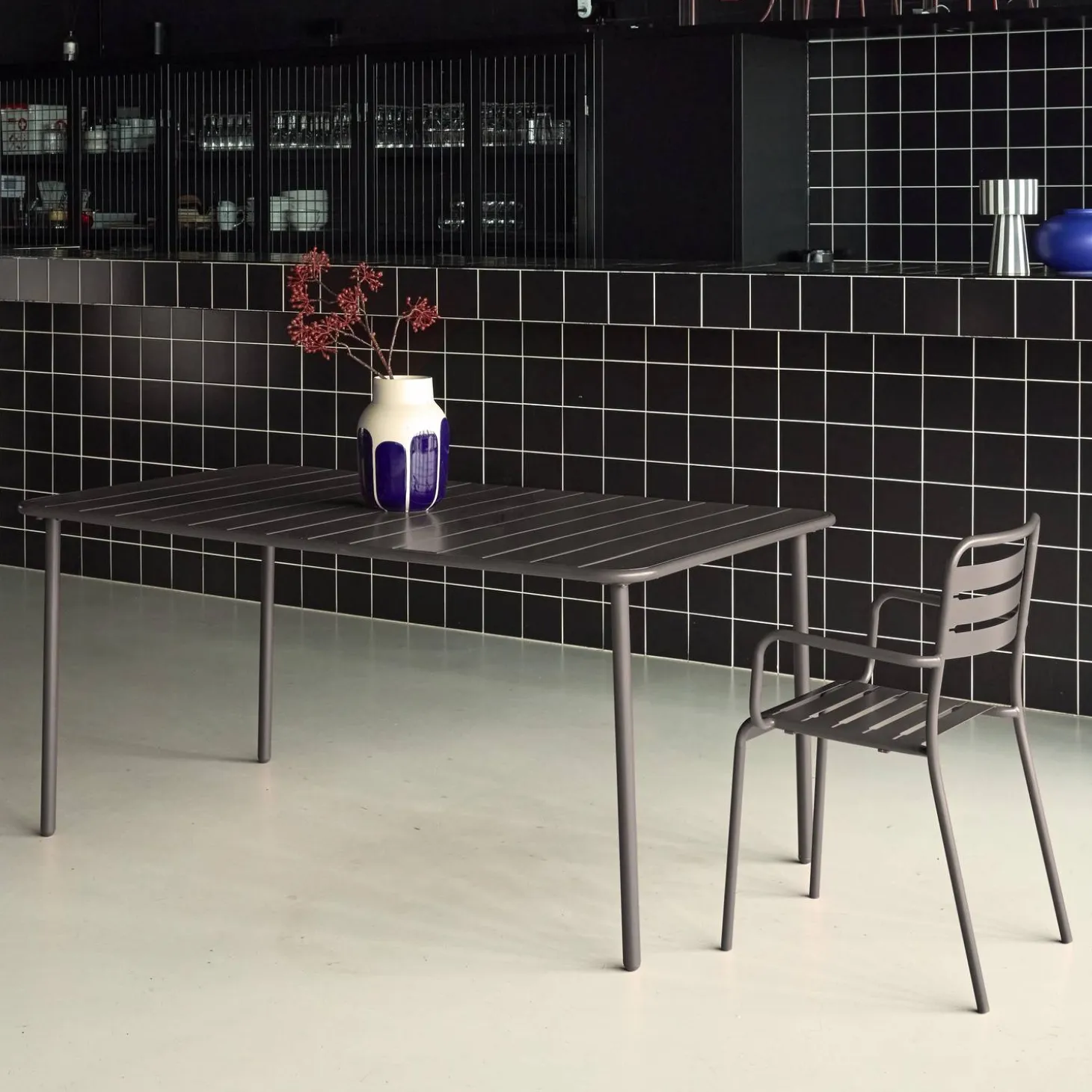 Tuintafel 6-8 plaatsen metaal