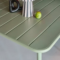 Tuintafel 6-8 plaatsen metaal