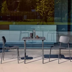 Tuintafel + 2 stoelen metaal