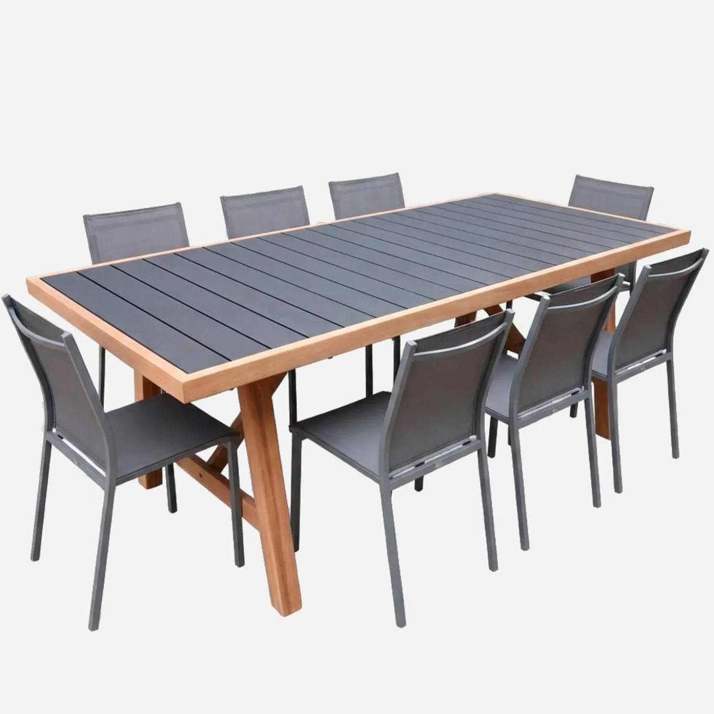 Tuintafel van hout en aluminium met 8 stoelen