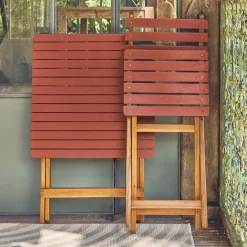 Tuintafel van hout met 2 opklapbare stoelen