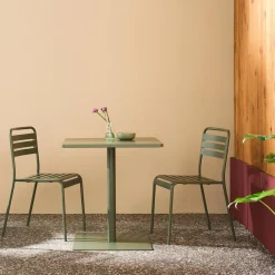 Tuintafel vierkant bistro van staal + 2 stoelen