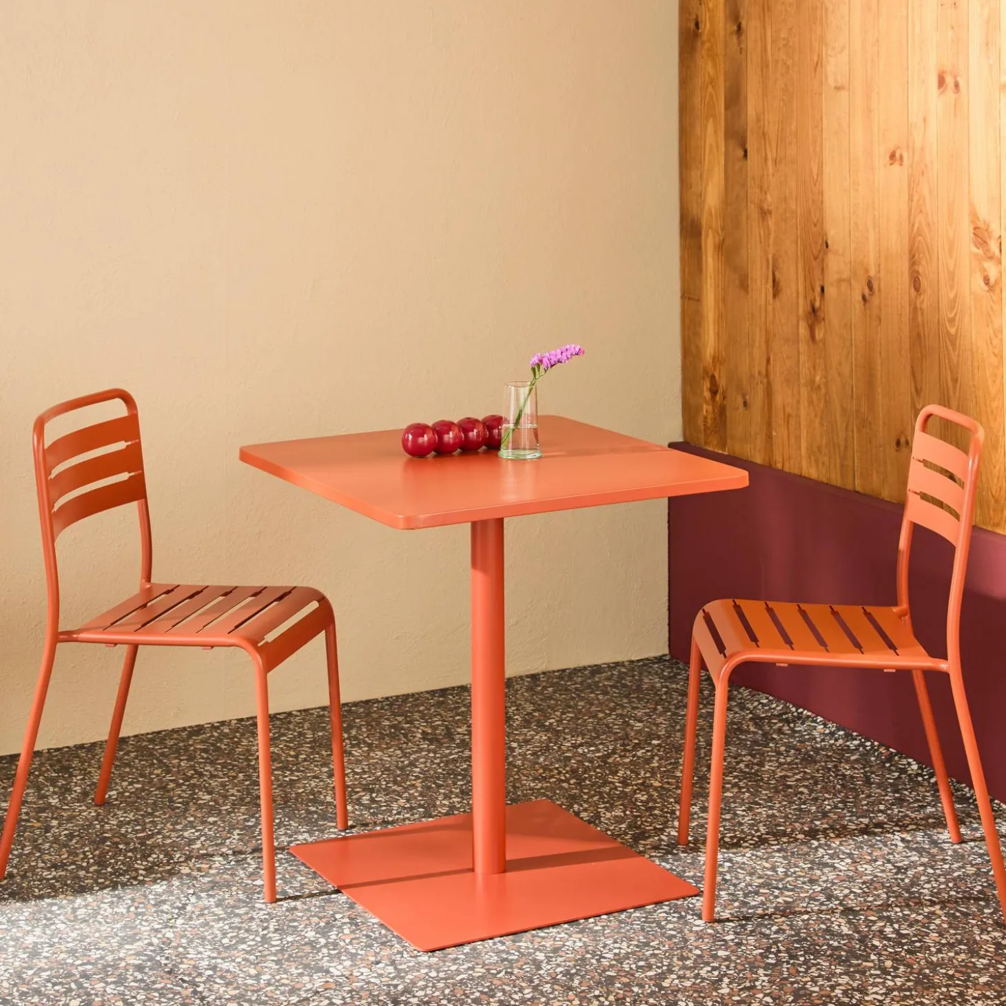 Tuintafel vierkant bistro van staal + 2 stoelen