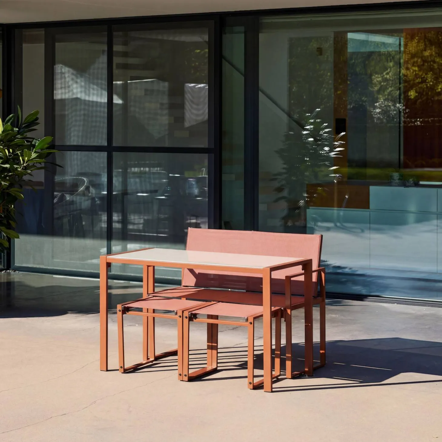 Tuintafel + 4 zitplaatsen inschuifbare set van staal en textileen