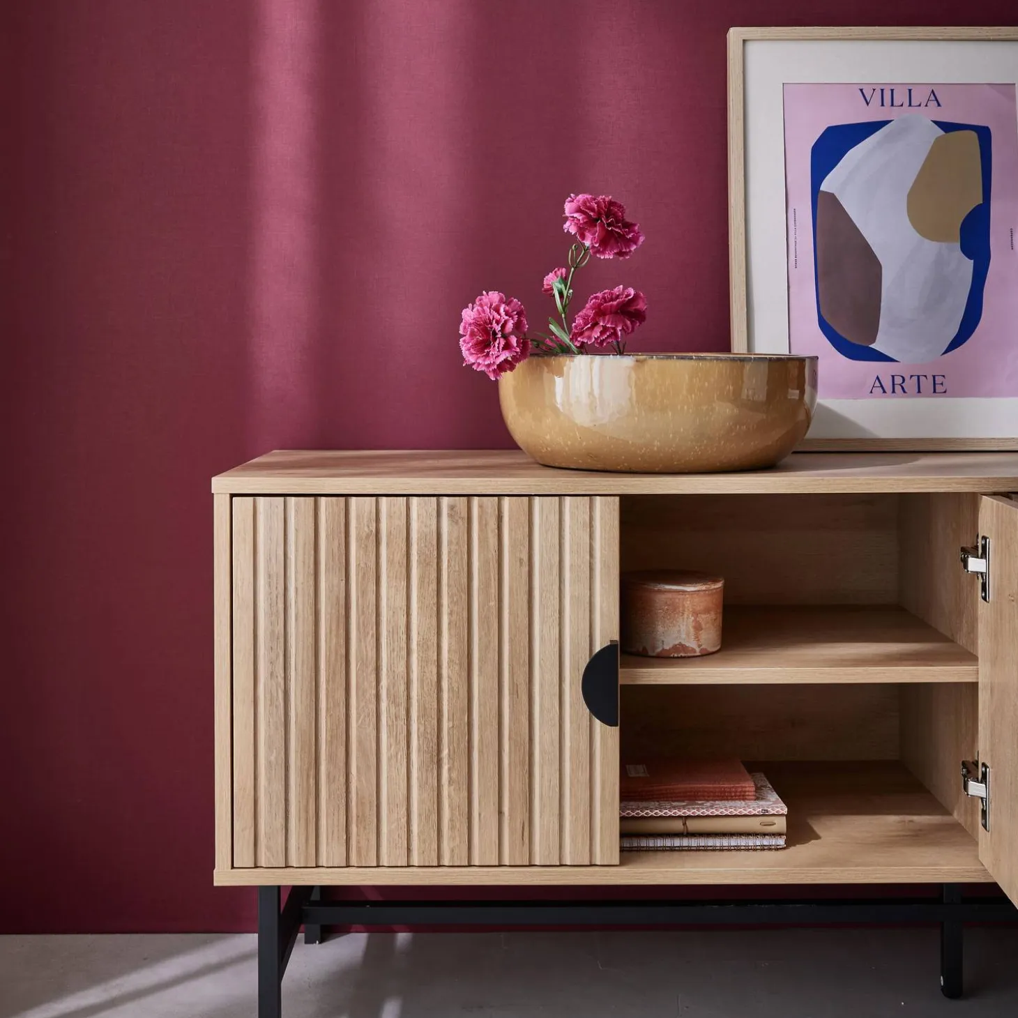 TV-meubel, gegroefd houtkleurig decor, Bazalt