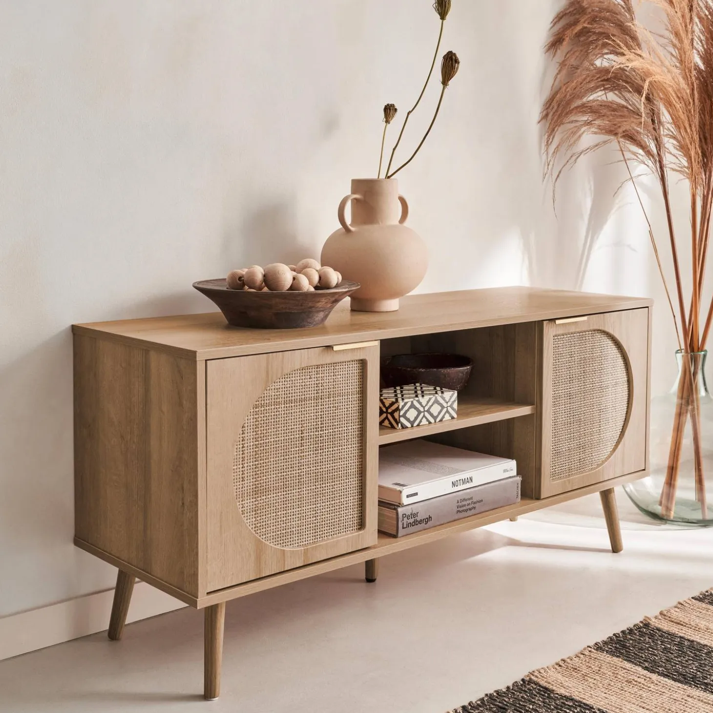 TV-meubel met hout en afgerond rietdecor 120 cm