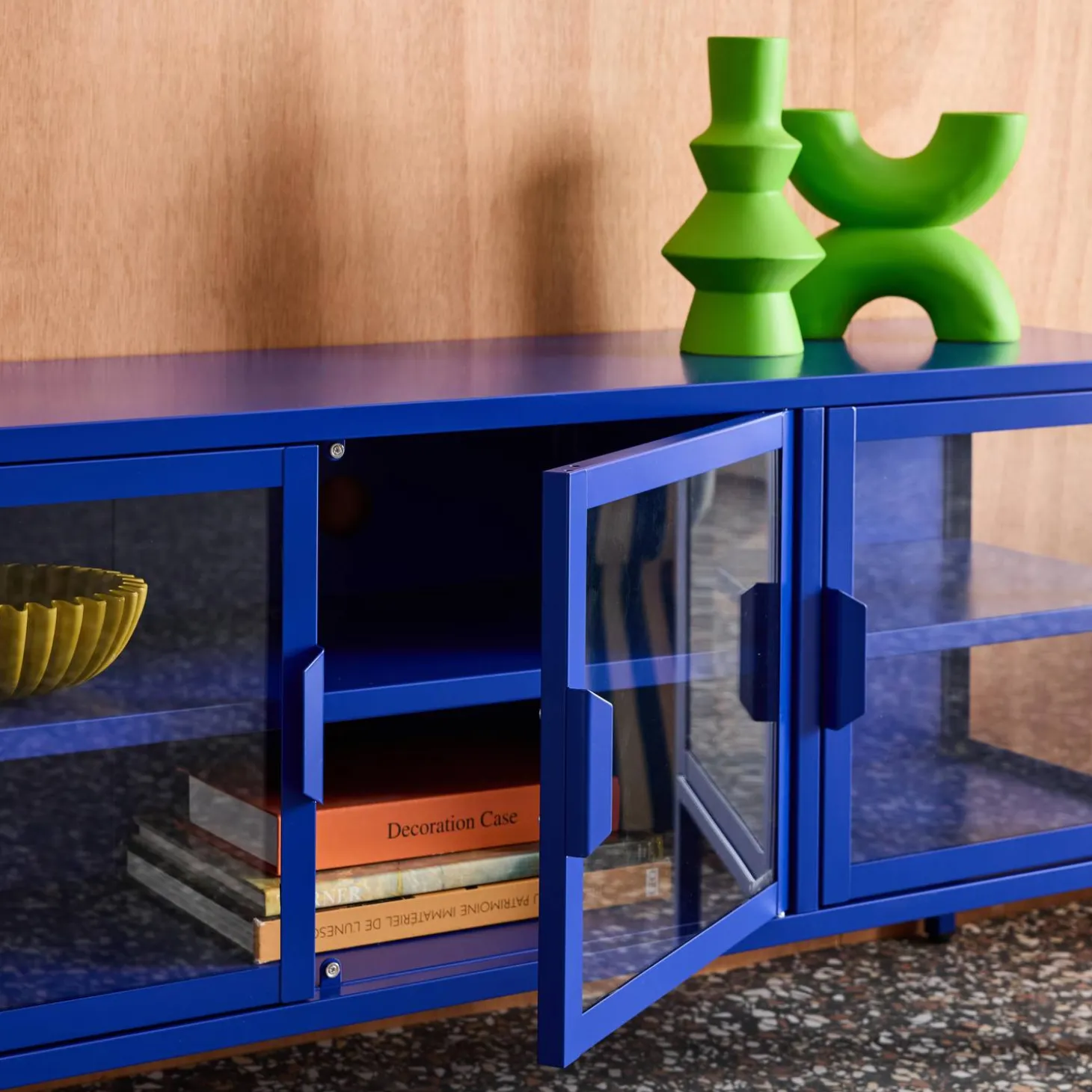TV-meubel vitrine gehard glas en staal 3 deuren industrieel 120cm