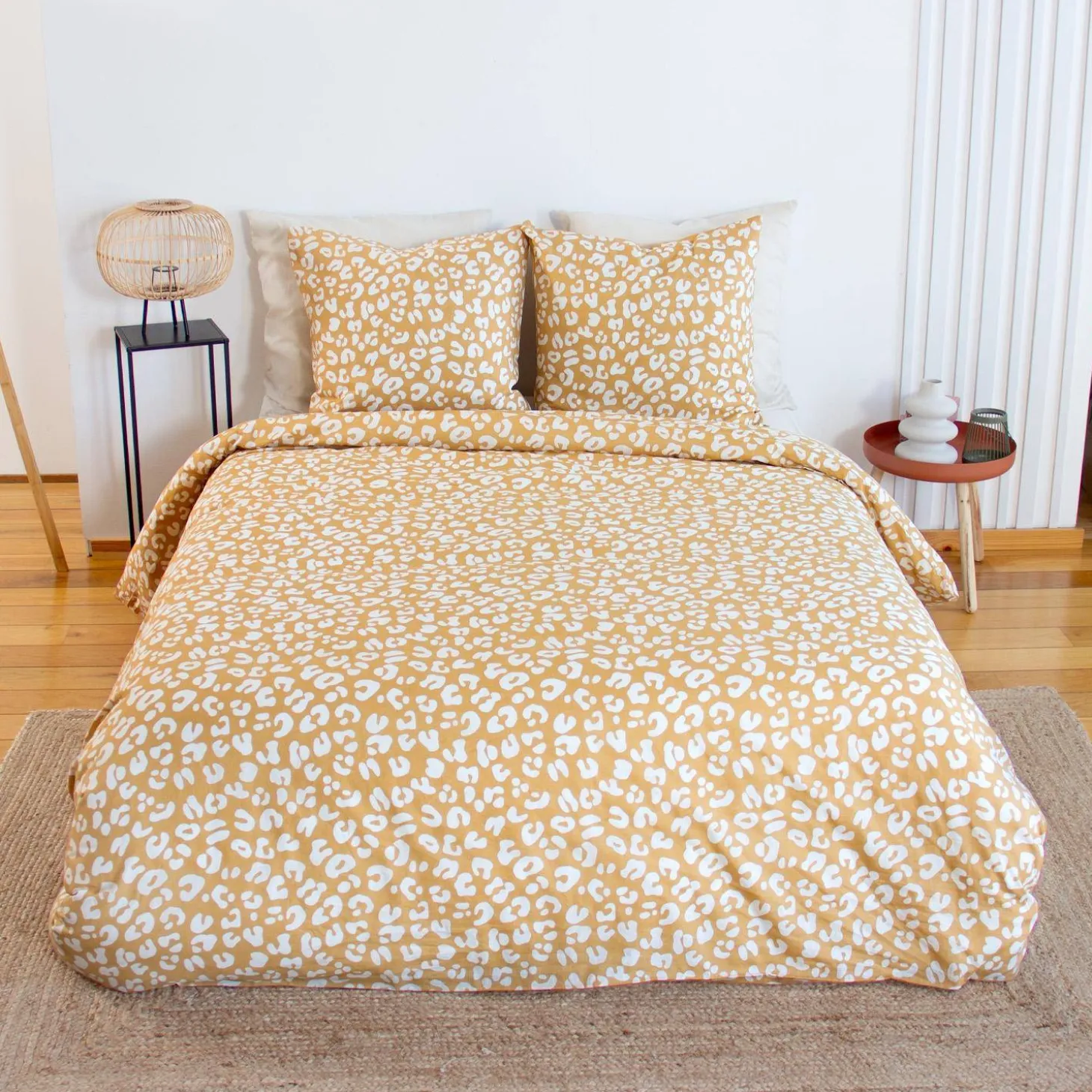 Tweepersoons dekbedset met gele luipaardprint omkeerbaar