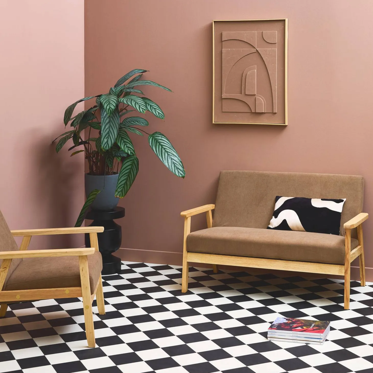 Tweezits bankje en fauteuil van hout met corduroy zitting