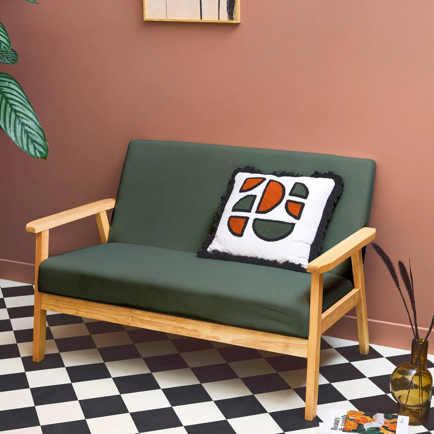 Tweezits bankje van hout met corduroy zitting