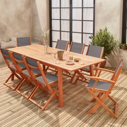 Uitschuifbare houten tuintafel met 8 stoelen