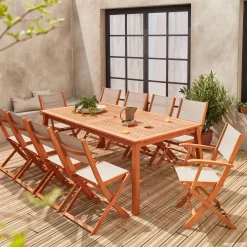 Uitschuifbare houten tuintafel met 10 stoelen