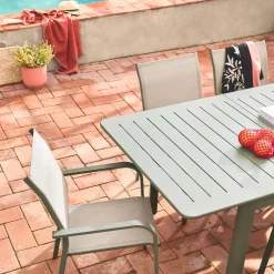Uitschuifbare tuintafel van aluminium en textileen, 8 stoelen