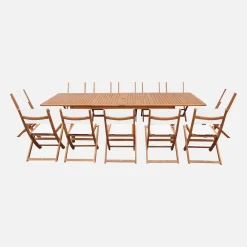 Uitschuifbare tuintafel van hout met 12 stoelen