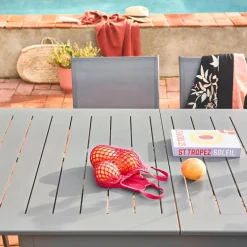 Uitschuifbare tuintafel van aluminium en textileen, 8 stoelen