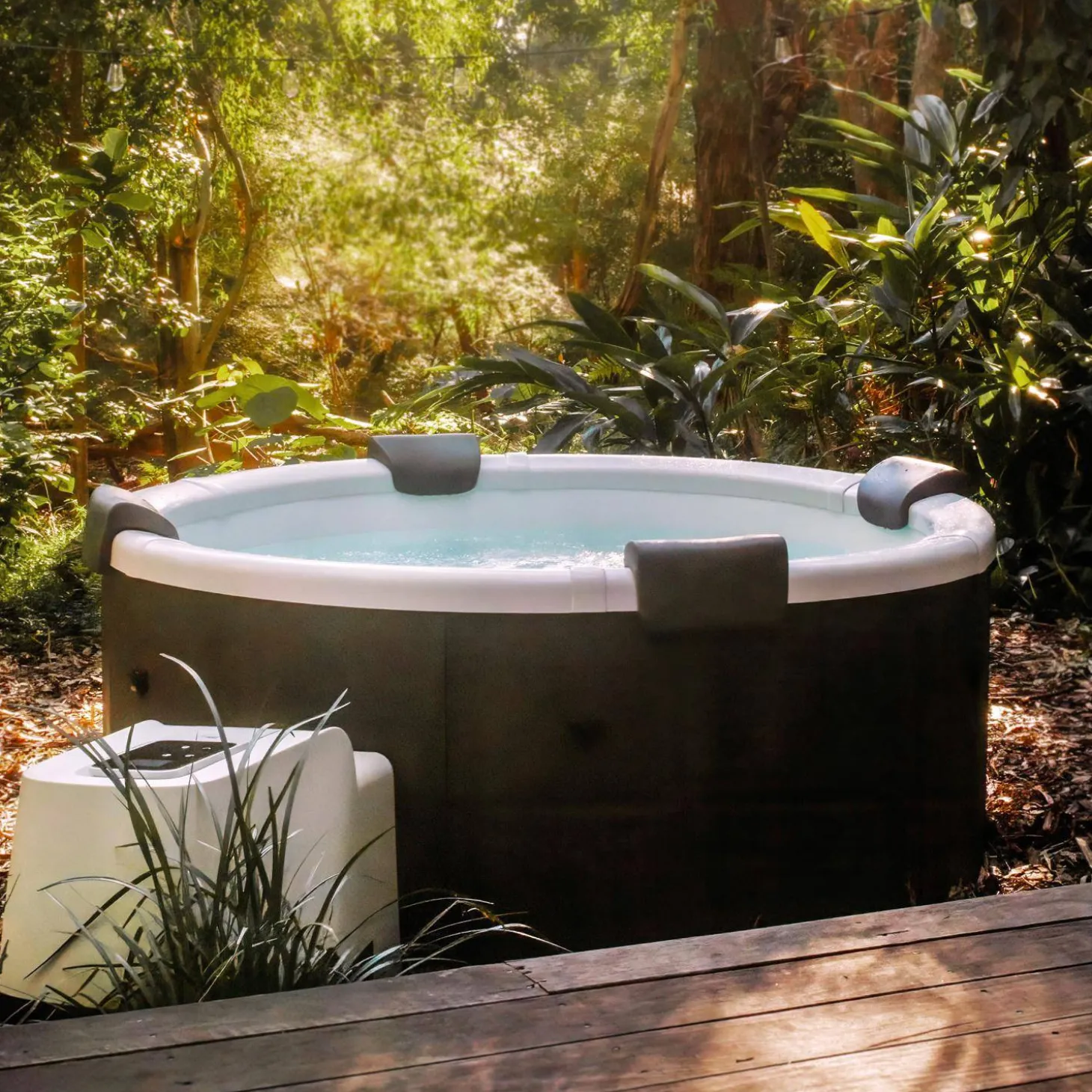 Vaste spa 6 plaatsen 180cm rond hydromassage afdekzeil + hoes + 8 filters