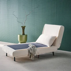 Verstelbare fauteuil boucle houten poten 1 zitplaats
