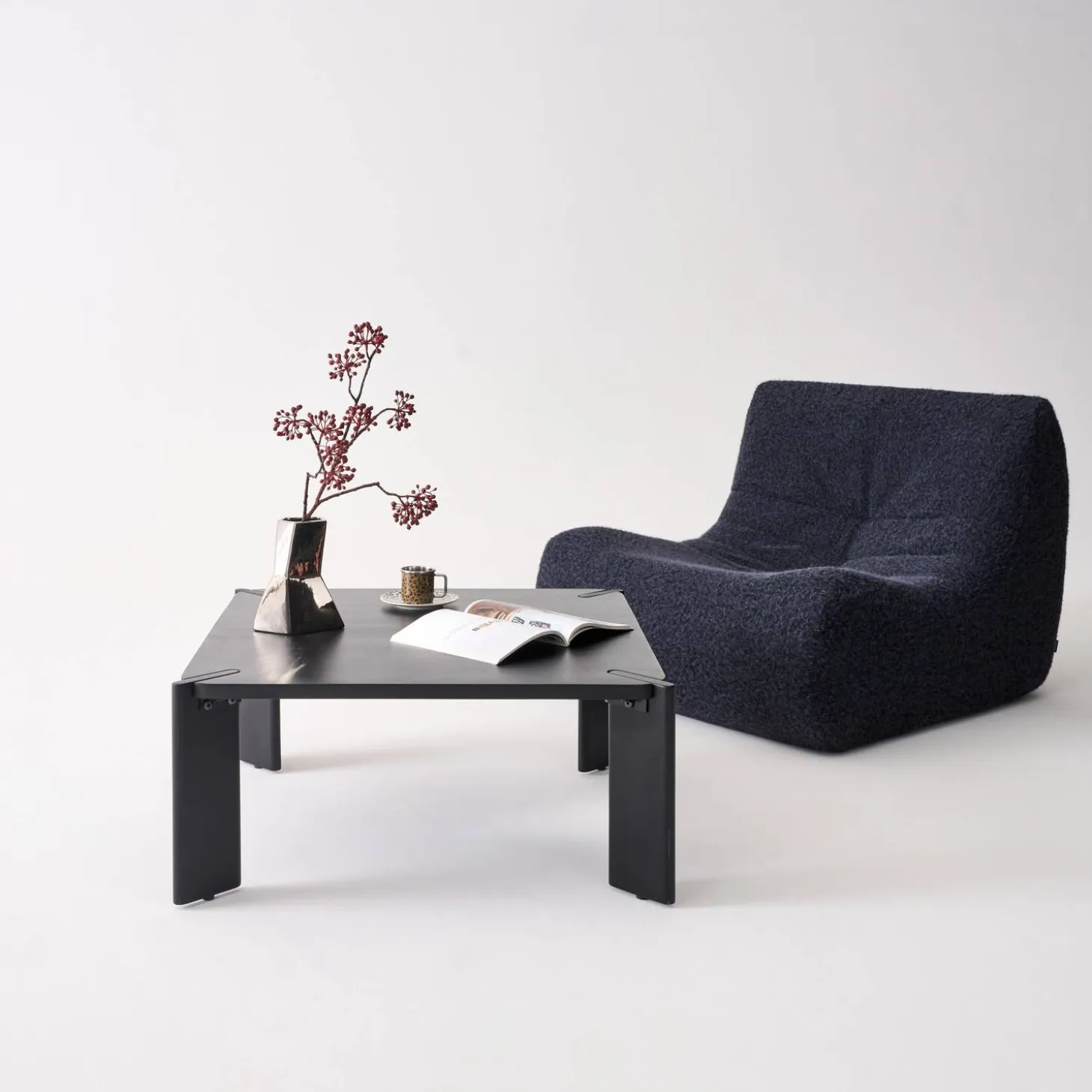 Vierkante salontafel in massief hout 80cm