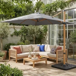 Vierkante zweefparasol 3x3m + set van 4 verzwaarde tegels 50x50cm