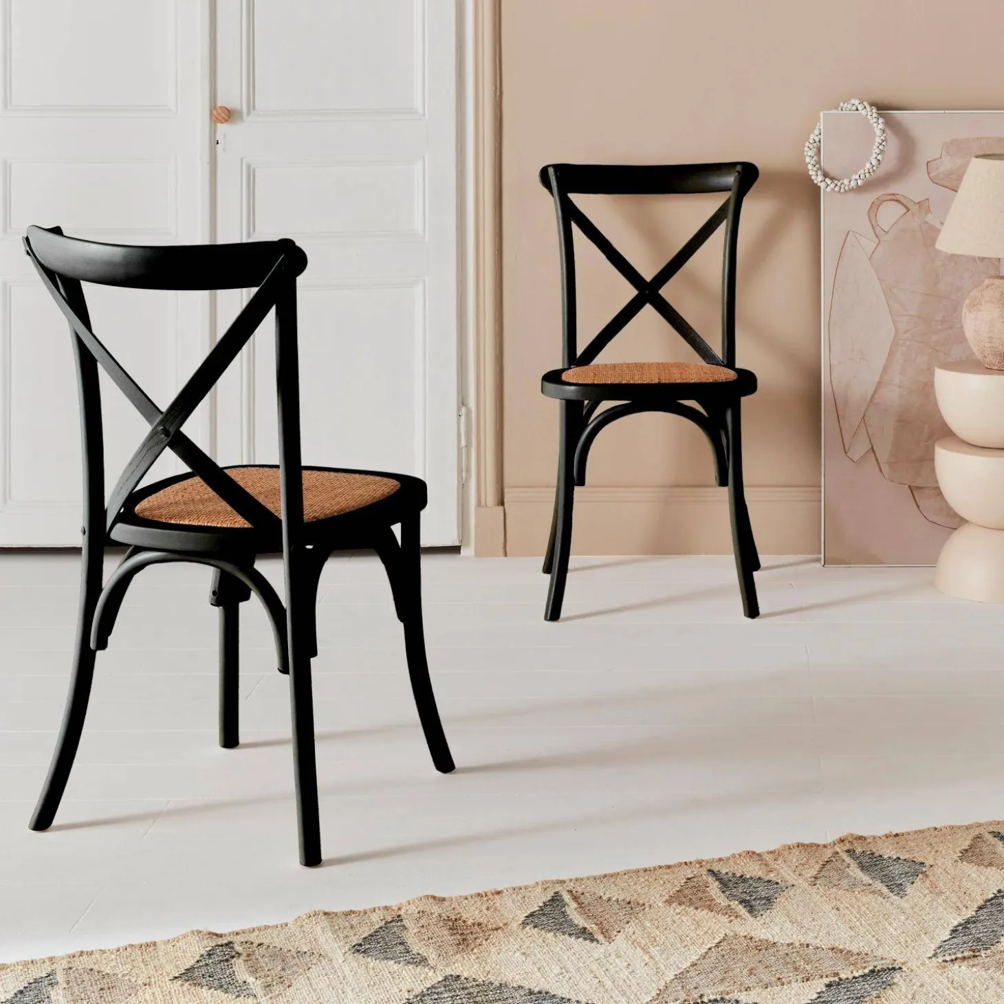 Vintage rubberhouten bistrostoelen (set van 2)