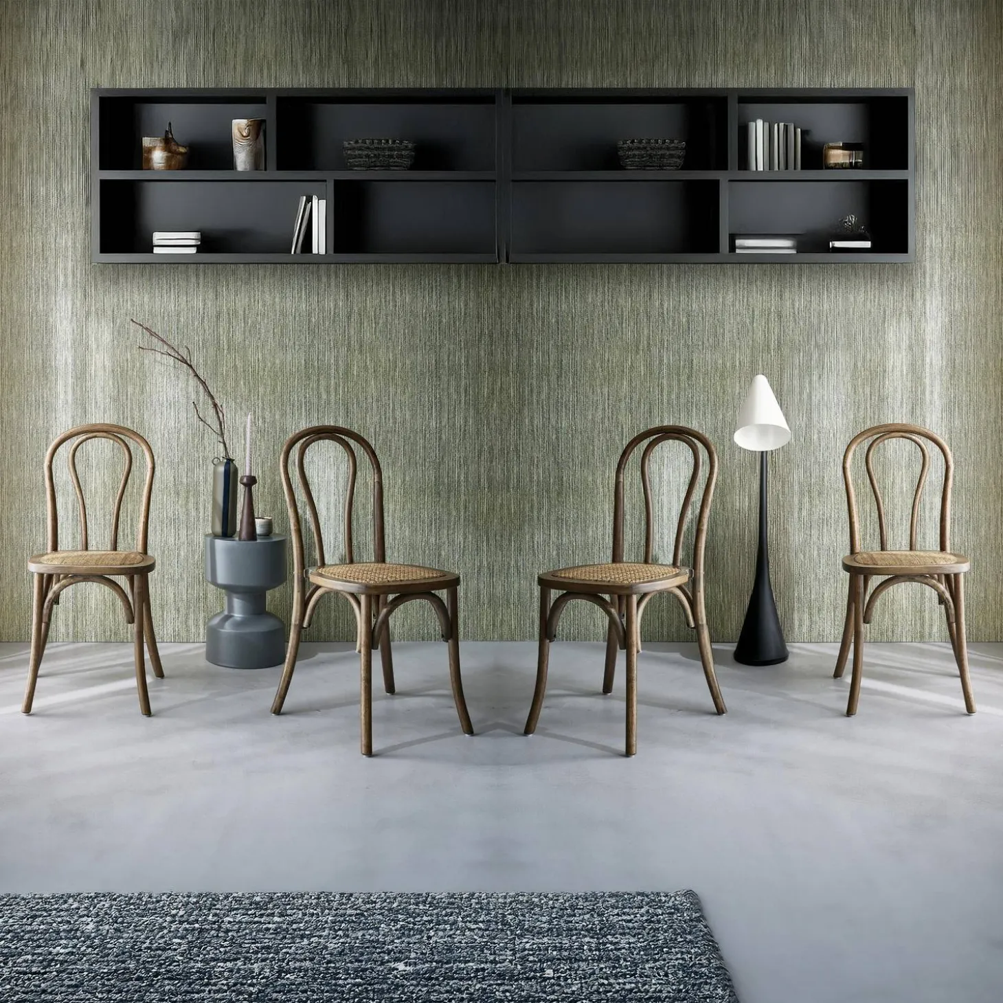 Vintage rubberhouten en rotan stoelen (set van 4)