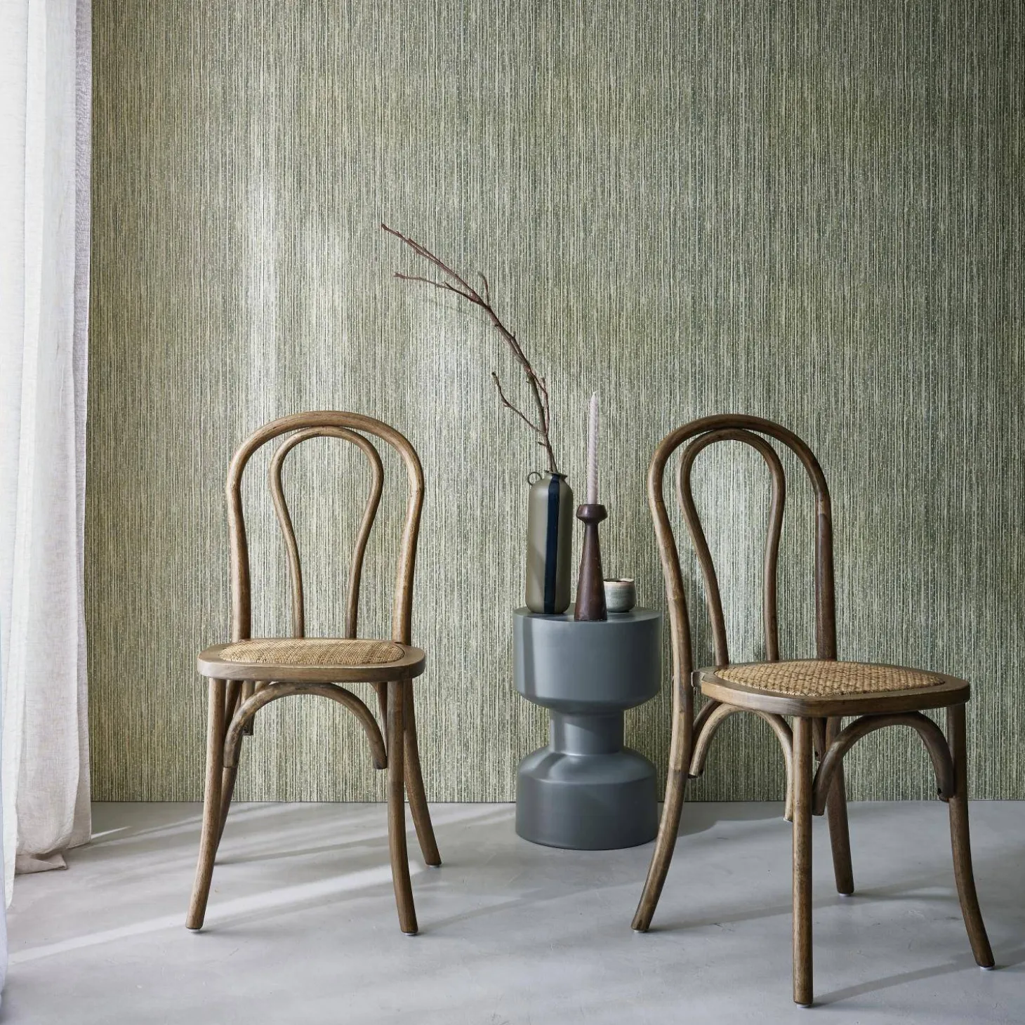 Vintage rubberhouten en rotan stoelen (set van 2)