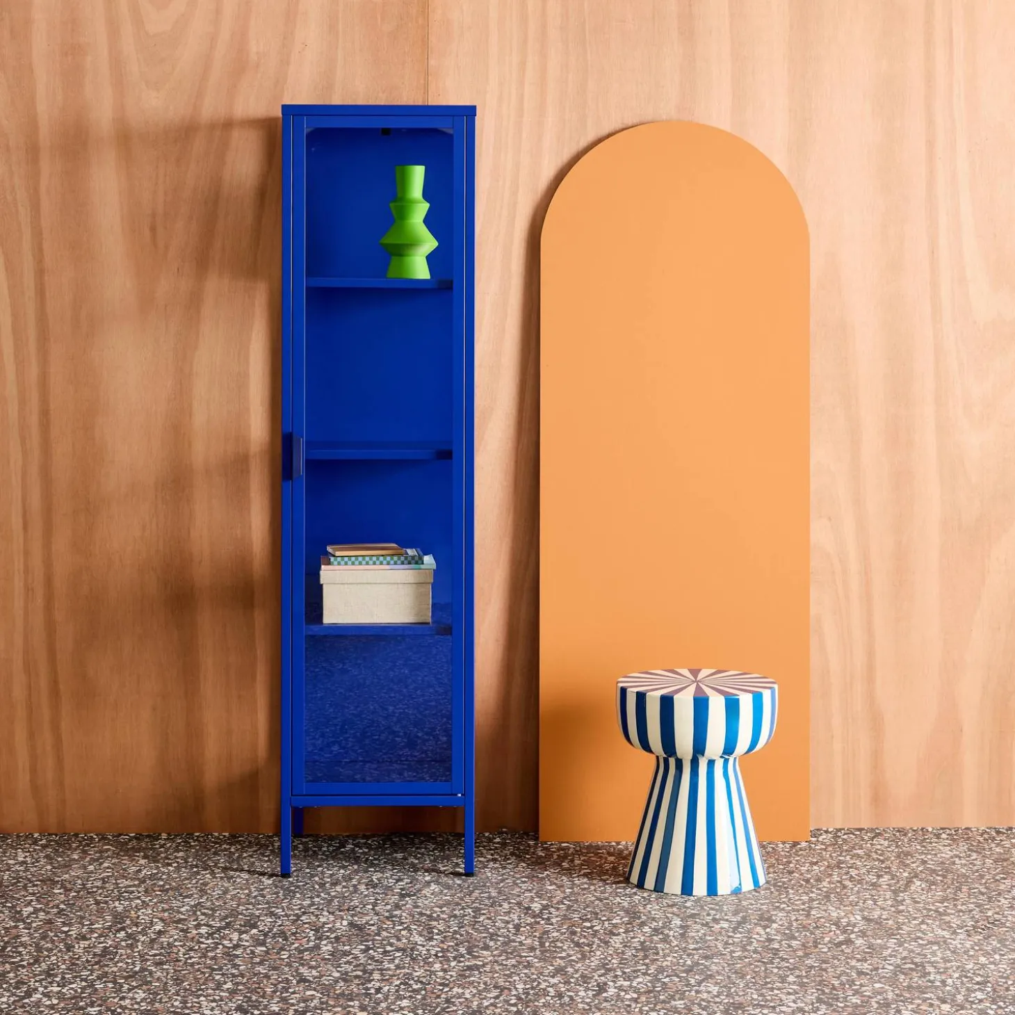 Vitrinekast gehard glas en staal 1 deur 160cm